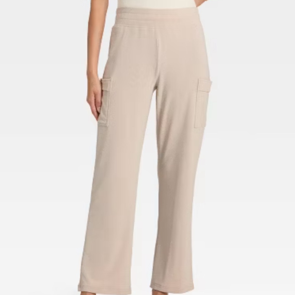 a new day Women's Beige Cargo‎ Trousers